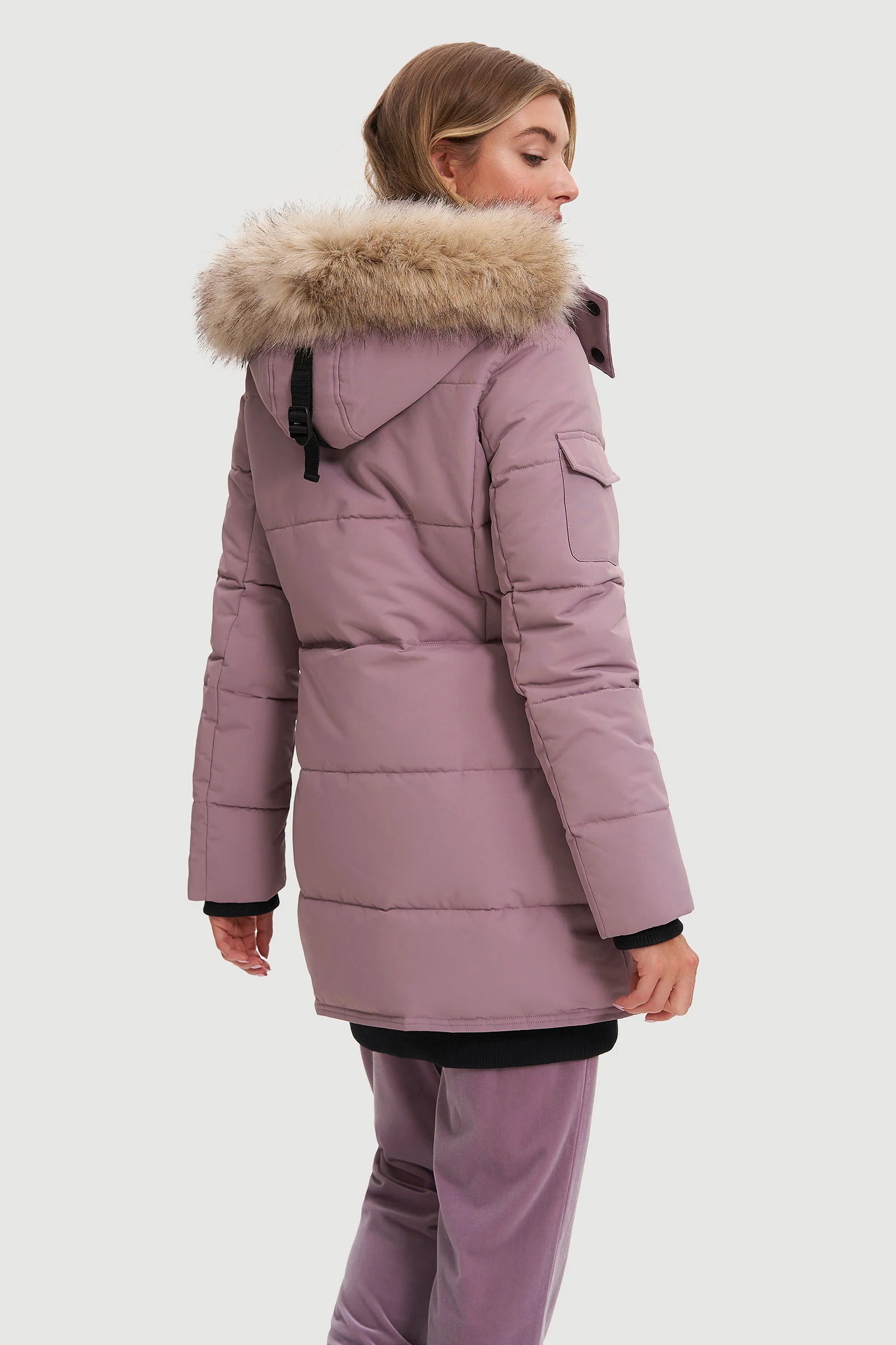 Astrid - Image 18