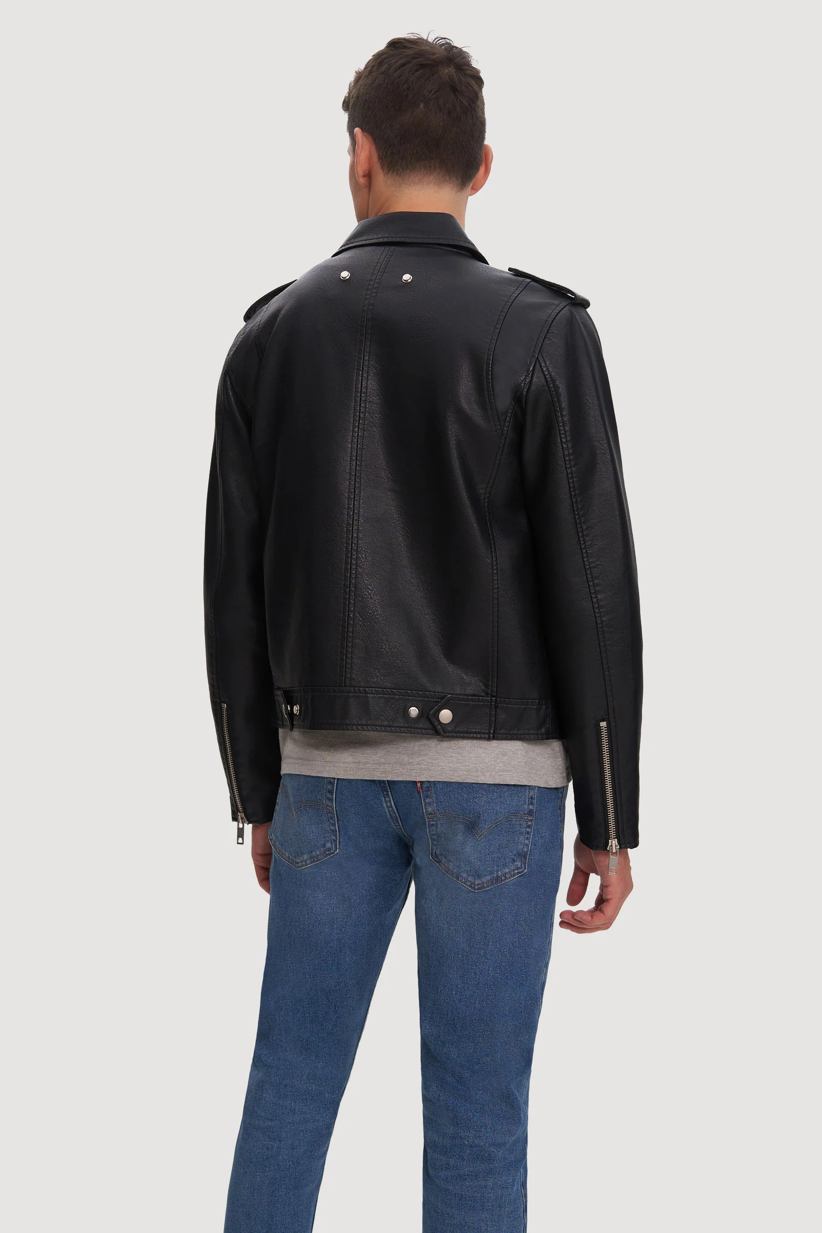 Roy - Image 5