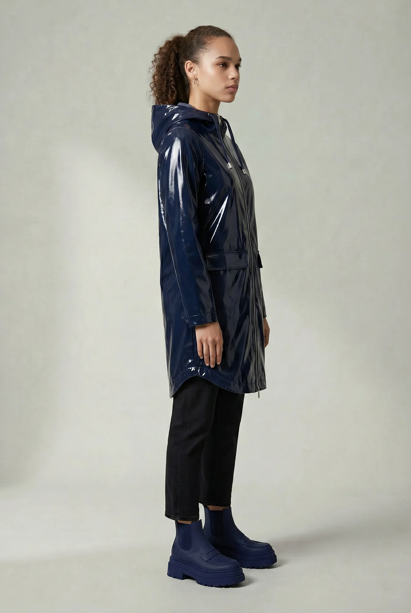 Janae-V - Image 16