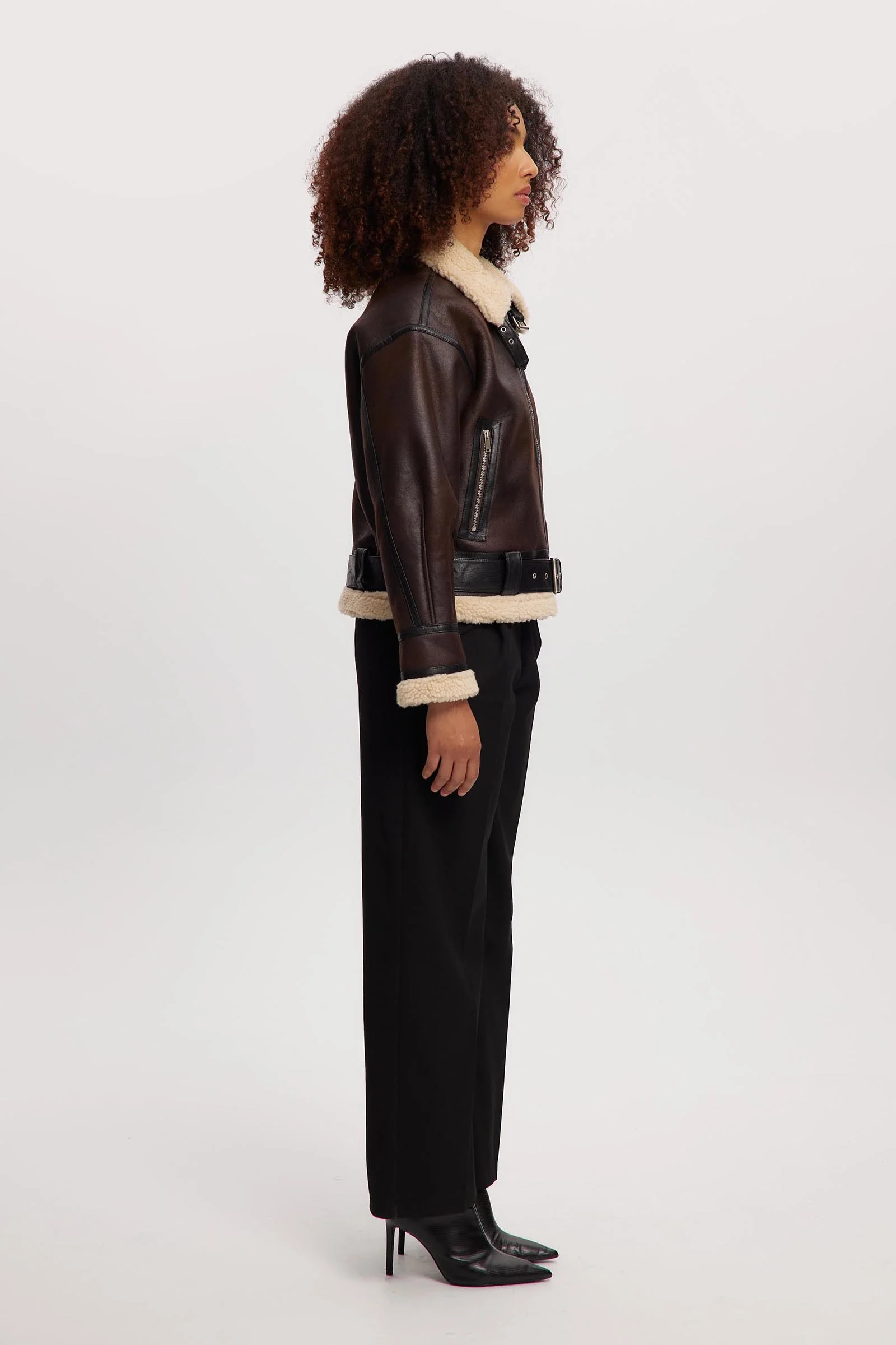 Lexie - Image 3