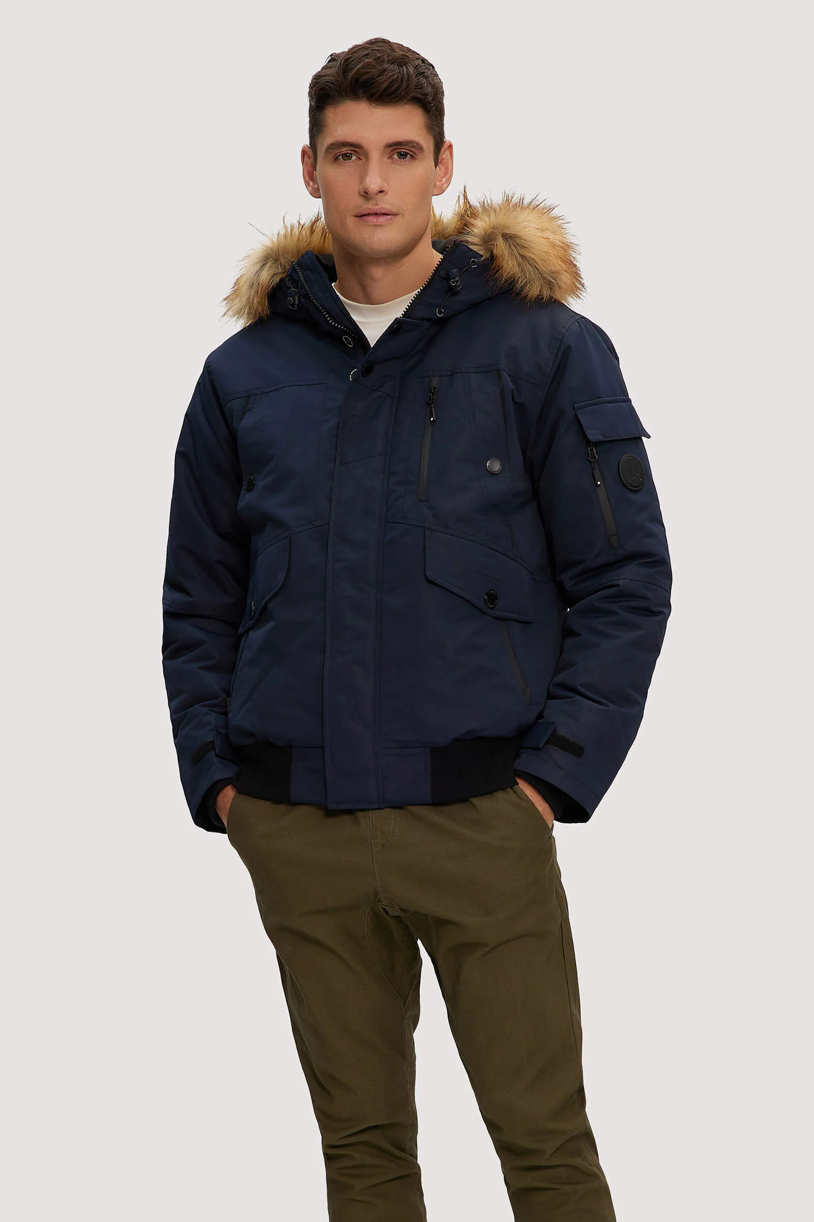 Max - Image 7