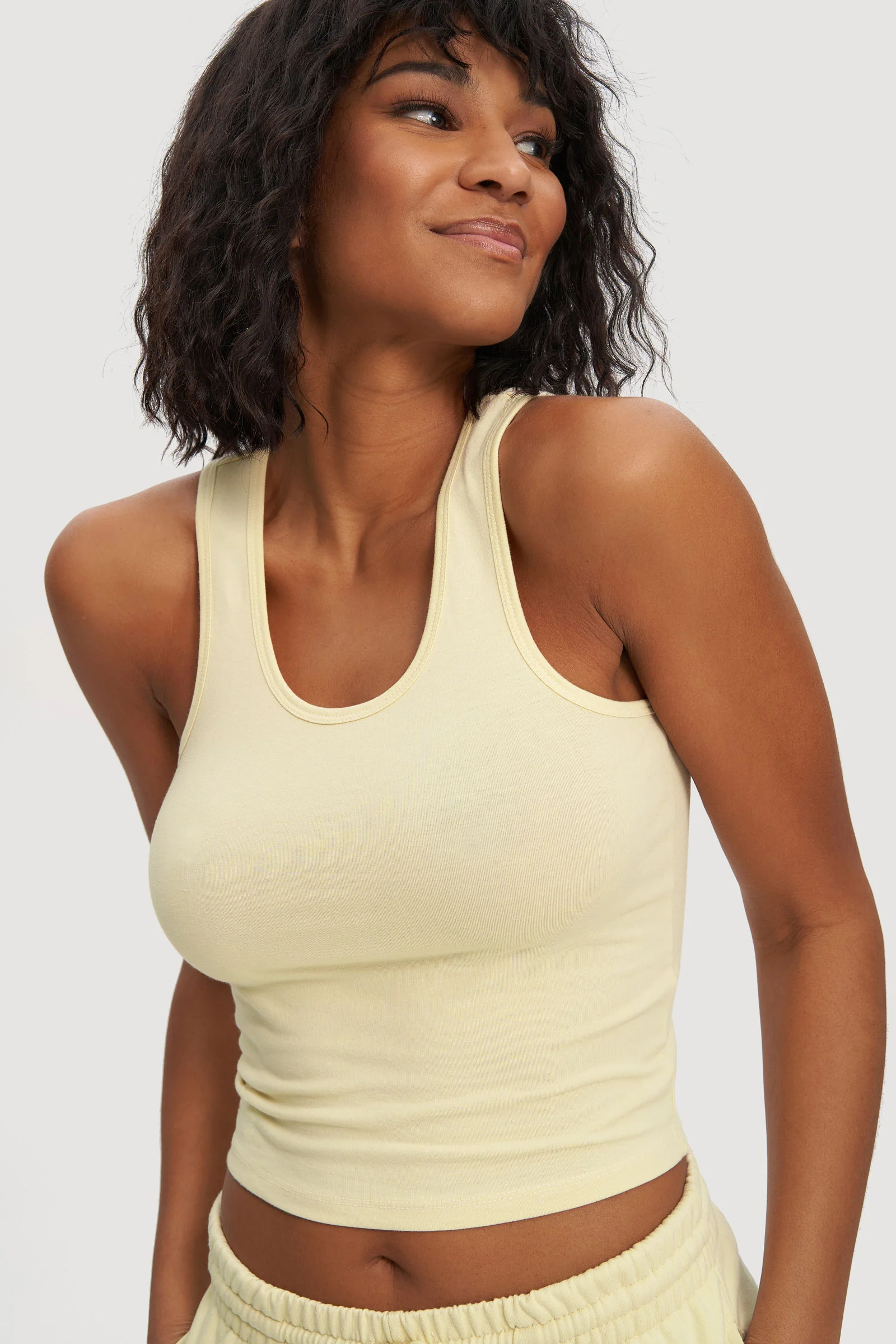 Desi - Image 18