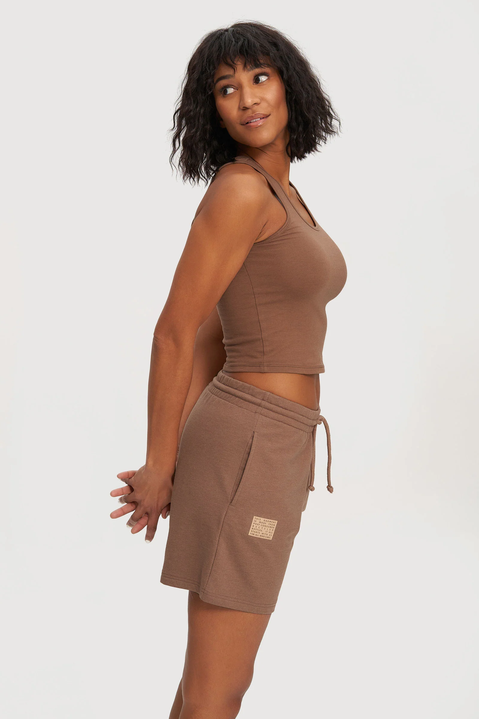Desi - Image 28