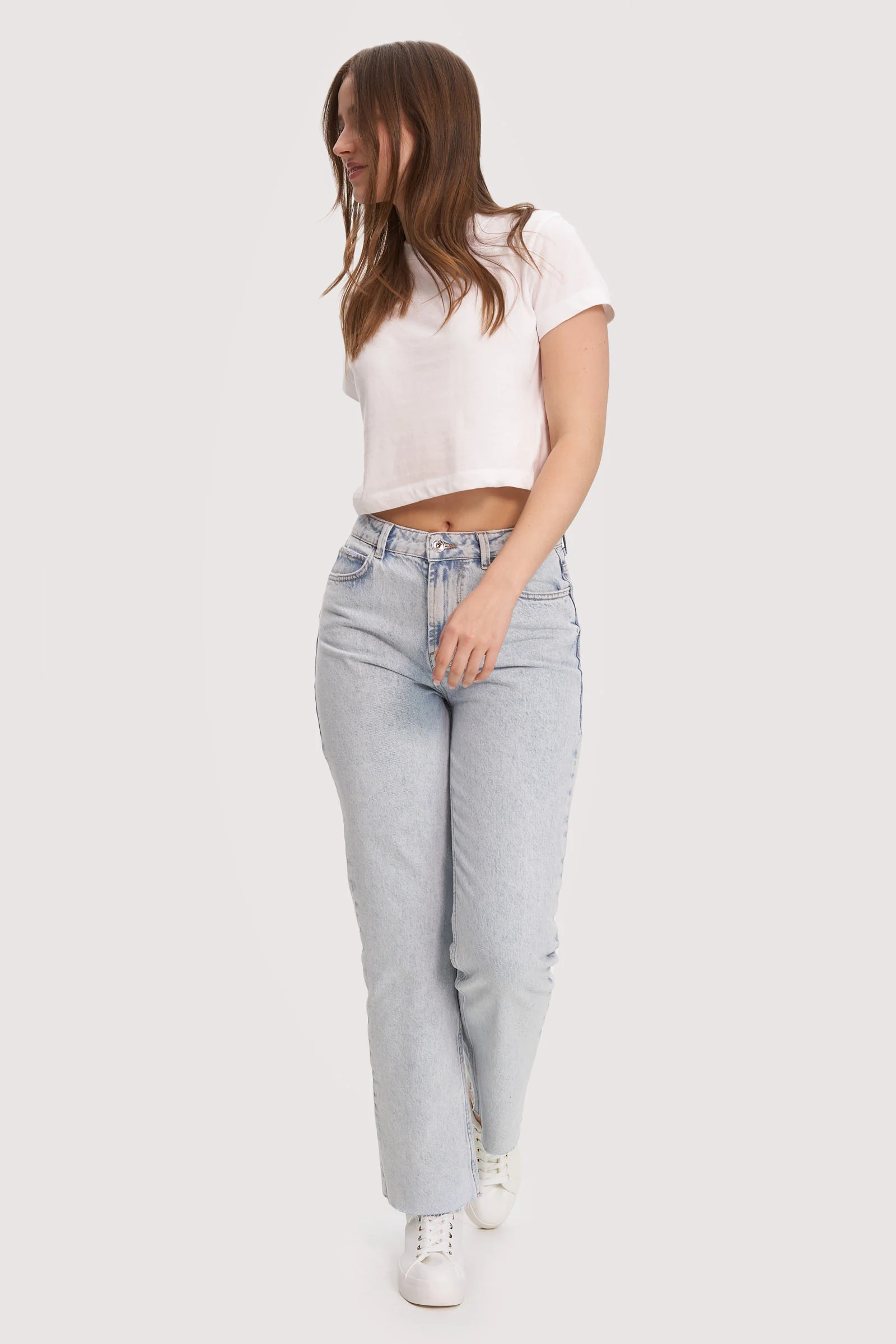 Tay - Image 8