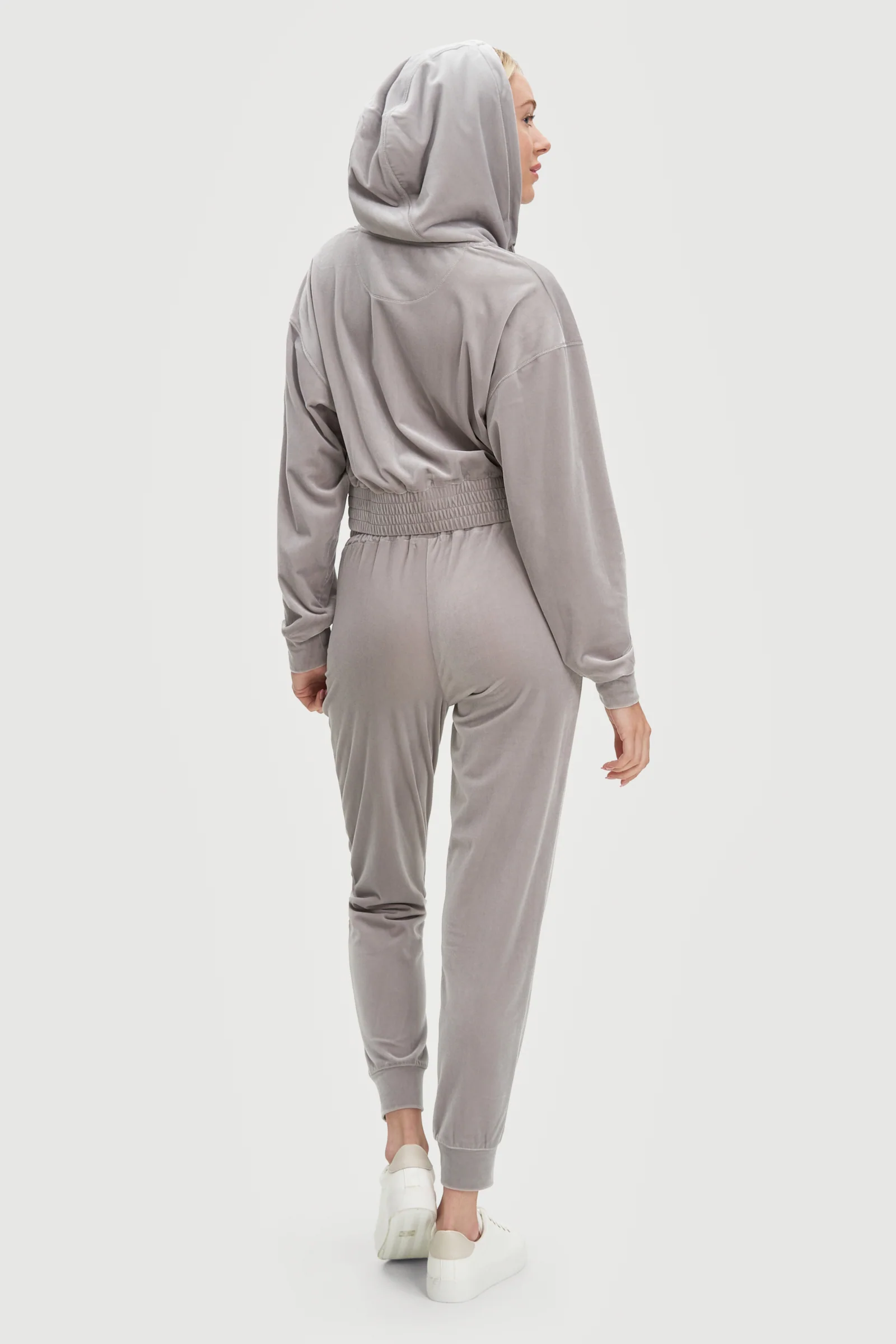 Gina Pant - Image 4