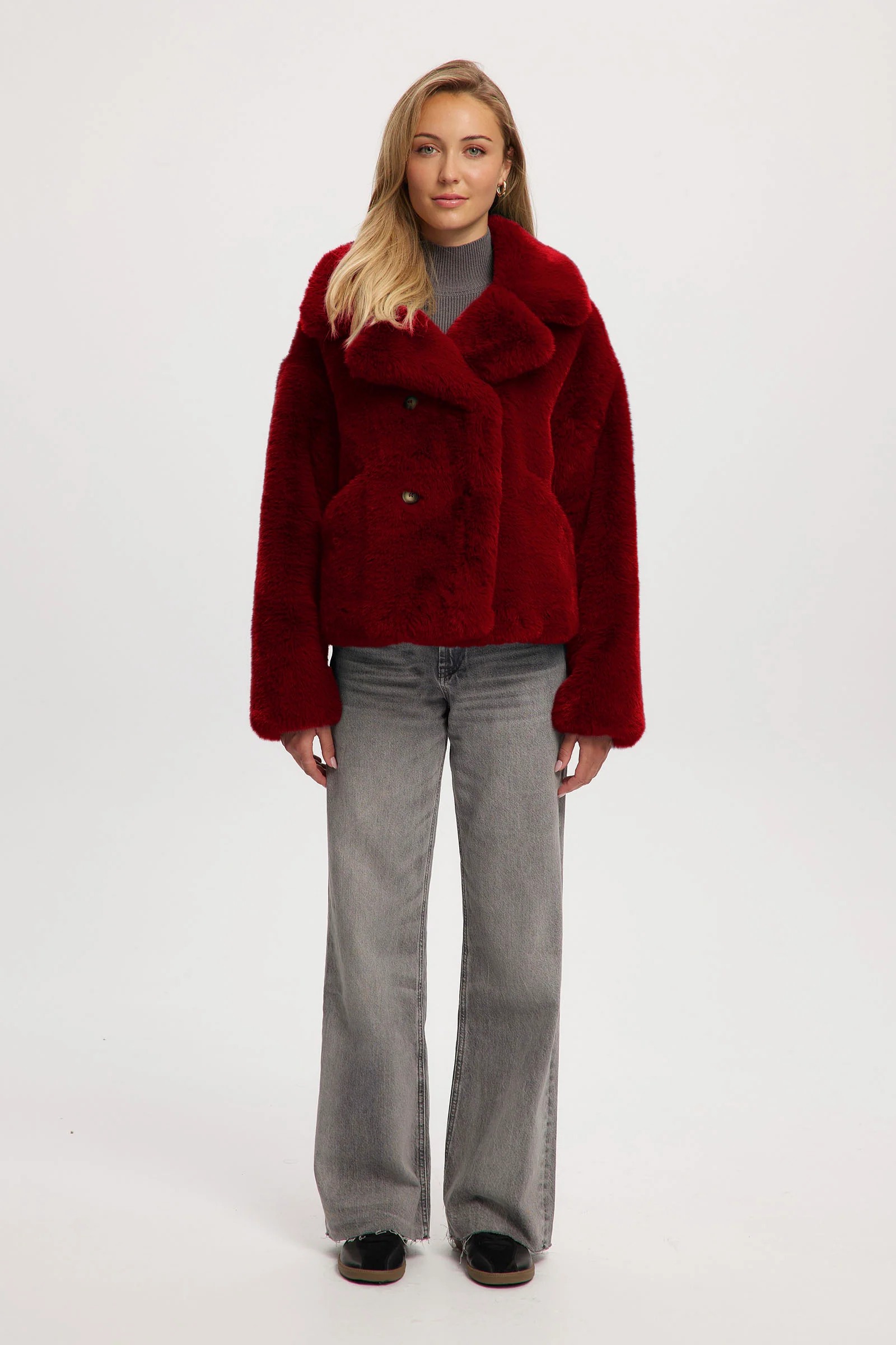 Loretta - Image 33
