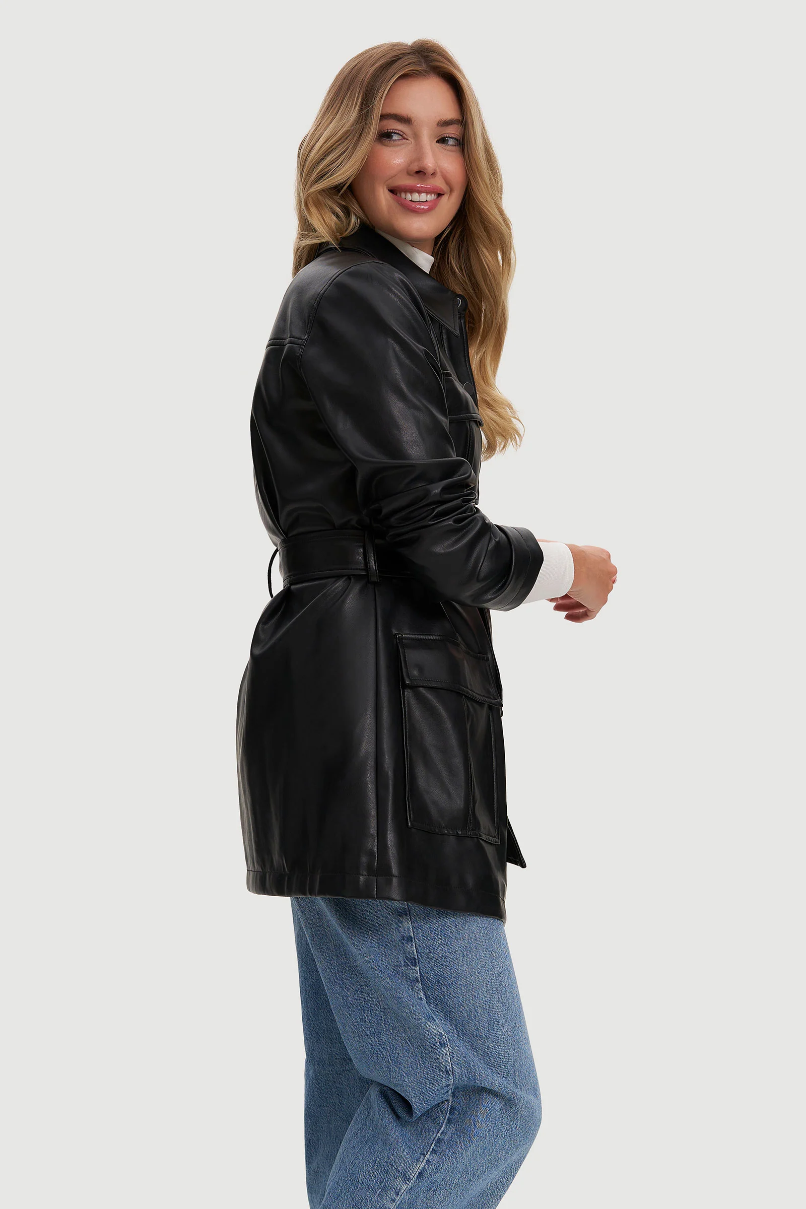 Jutta - Image 4
